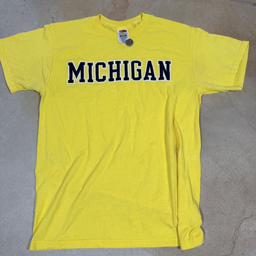 Michigan Wolverines Yellow T Shirt Mens Medium M Cotton